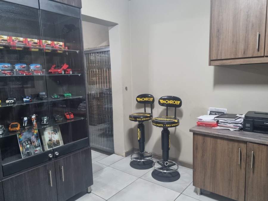 3 Bedroom Property for Sale in Vaalpark Free State